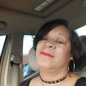 Meet your Posher, Pamela